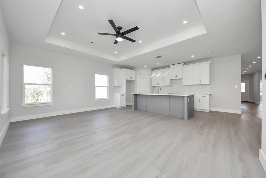 Spacious, unfurnished interior of a new home in , Cleveland (Image 39).