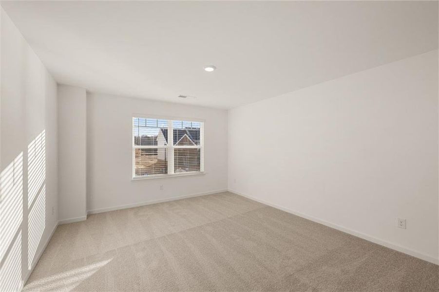 Spacious, unfurnished interior of a new home in Independence, Loganville (Image 23).