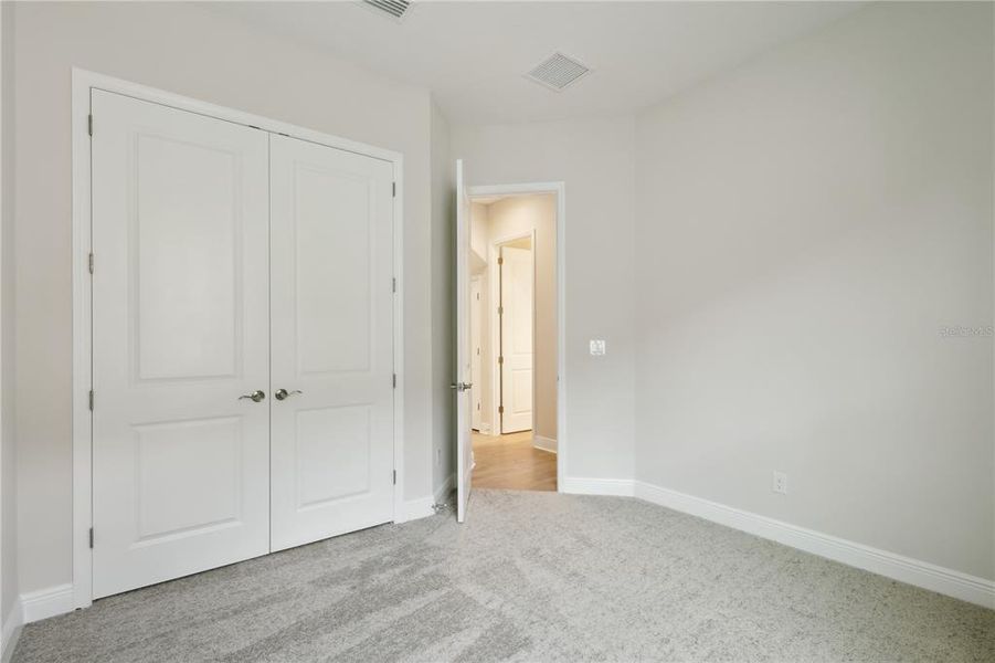 Spacious, unfurnished interior of a new home in Triple Creek, Riverview (Image 19).