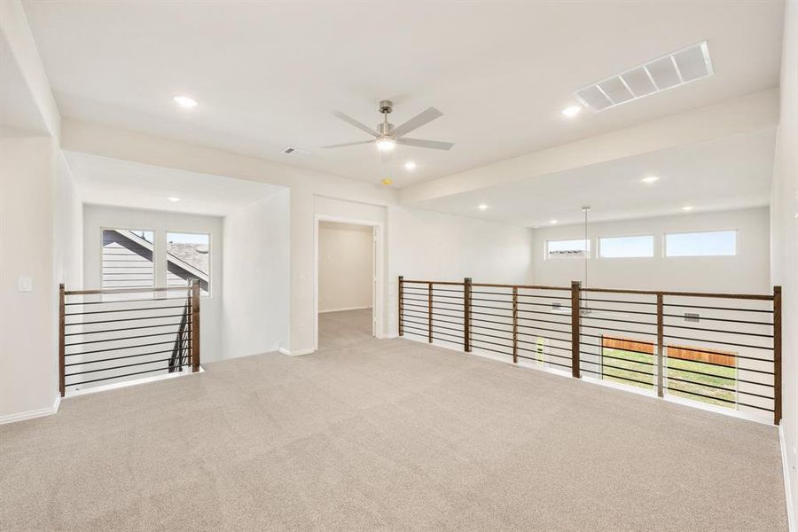 Spacious, unfurnished interior of a new home in Creekview Meadows, Pilot Point (Image 21).