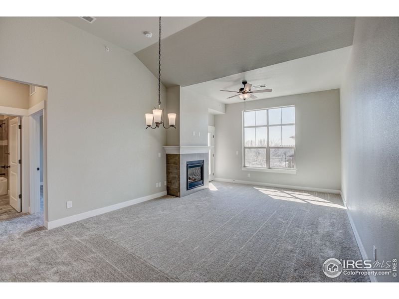 Spacious, unfurnished interior of a new home in The Lakes at Centerra - North Shore Flats, Loveland (Image 6). Spacious, unfurnished interior of a new home in The Lakes at Centerra - North Shore Flats, Loveland (Image 6).