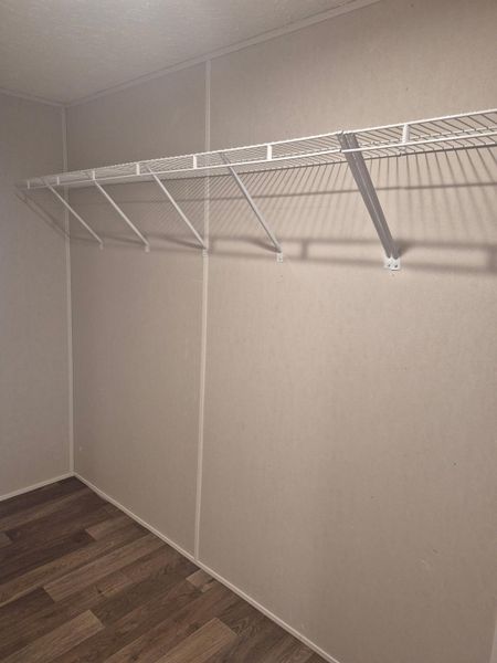 Spacious, unfurnished interior of a new home in , Walterboro (Image 11).