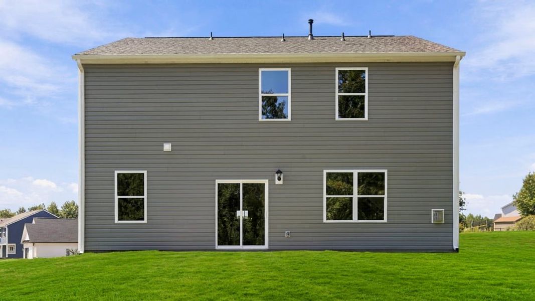 Exterior details and patio area of a home in Palmetto Valley, Anderson (Image 23).