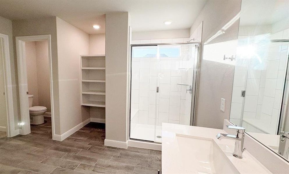 Furnished interior view inside a new home in Sandstone Estates, Granbury (Image 7).
