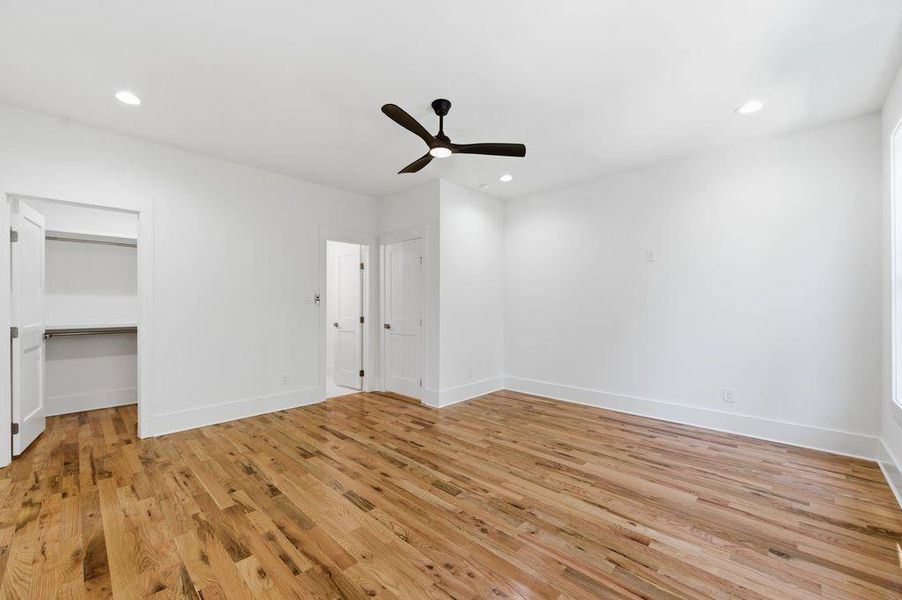 Spacious, unfurnished interior of a new home in , Atlanta (Image 24).