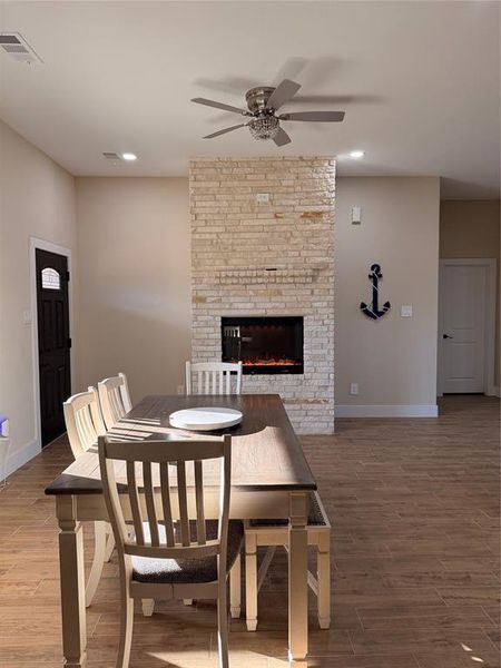 Furnished interior view inside a new home in , Kemp (Image 20).