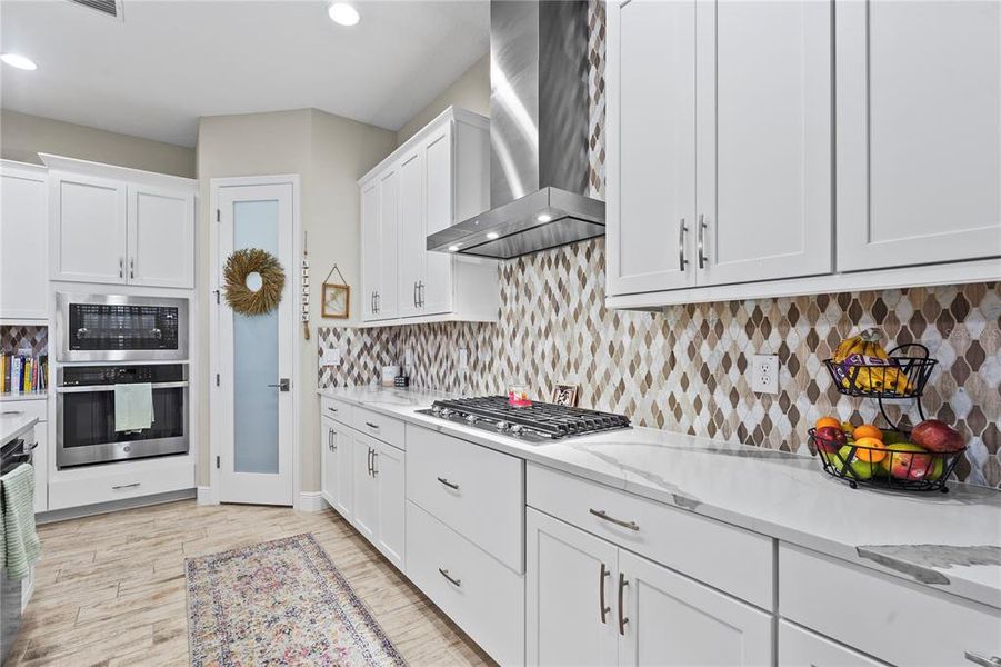 Furnished interior view inside a new home in , Parrish (Image 22).