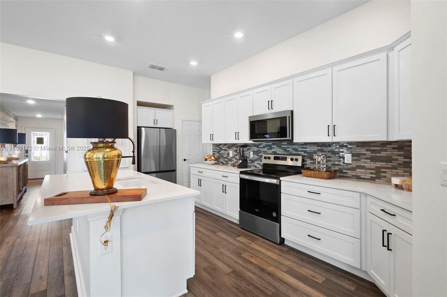 Furnished interior view inside a new home in , Davenport (Image 15).