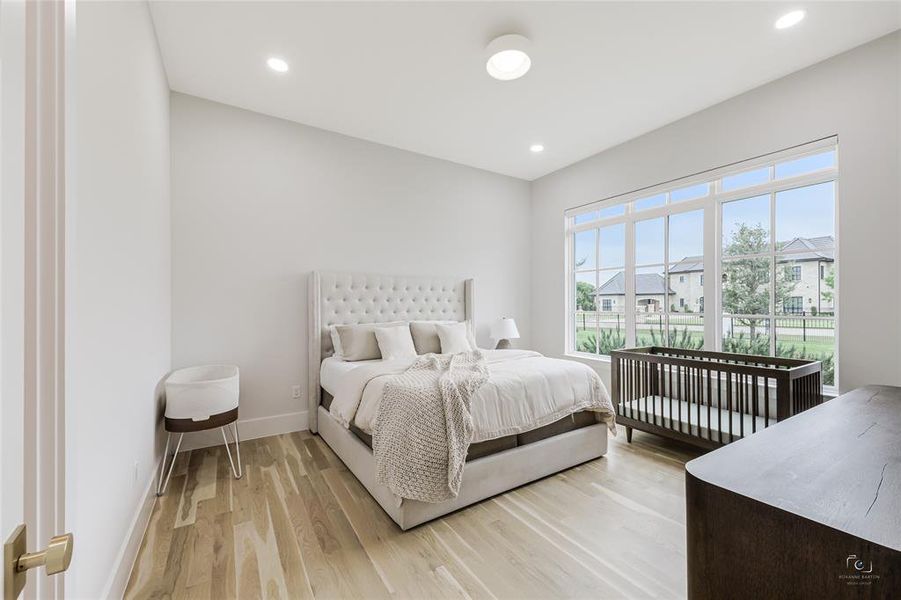 Furnished interior view inside a new home in , Fairview (Image 35).