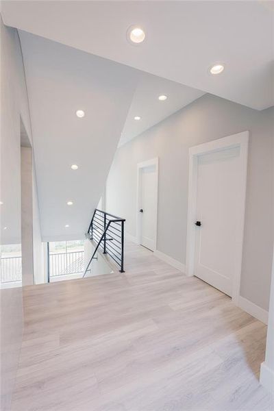 Spacious, unfurnished interior of a new home in , Atlanta (Image 15).
