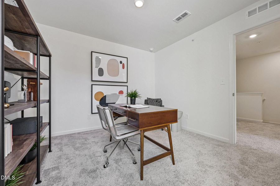 34-web-or-mls-Malbec Dr-S1102-034