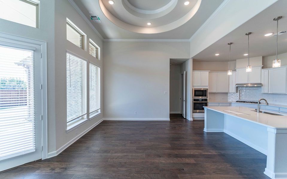 Spacious, unfurnished interior of a new home in Sonoma Verde, Rockwall (Image 13).