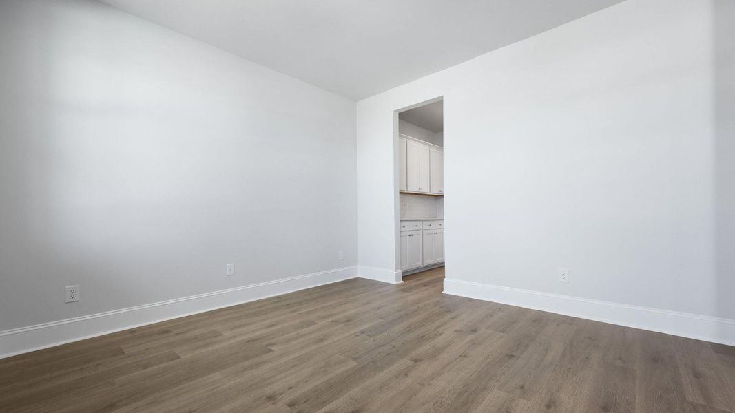 Spacious, unfurnished interior of a new home in Berkeley Bay, Ridgeville (Image 46).