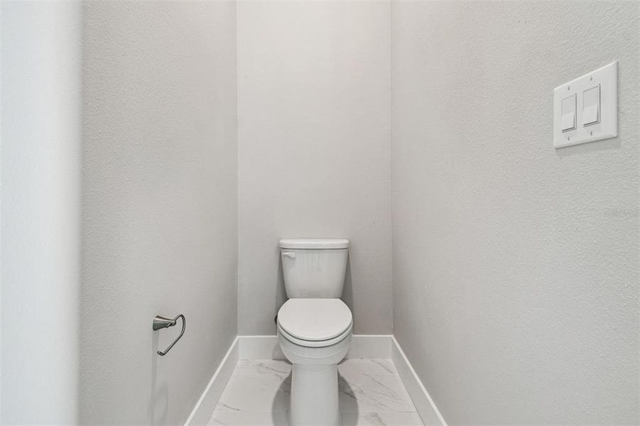 Furnished interior view inside a new home in Emerald Landing at Waterside at Lakewood Ranch – Cottage Series, Sarasota (Image 17). Furnished interior view inside a new home in Emerald Landing at Waterside at Lakewood Ranch – Cottage Series, Sarasota (Image 17).