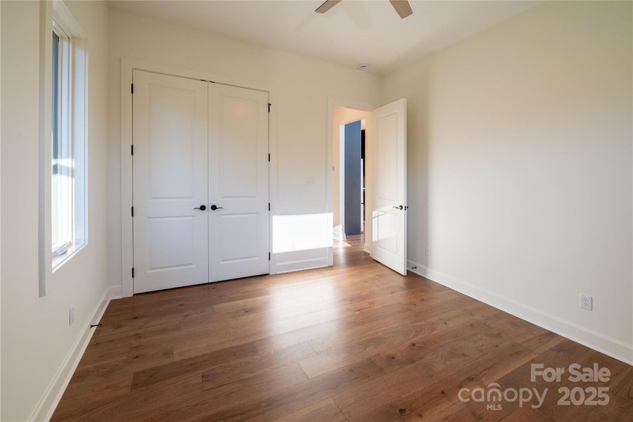 Guest Room Guest Room