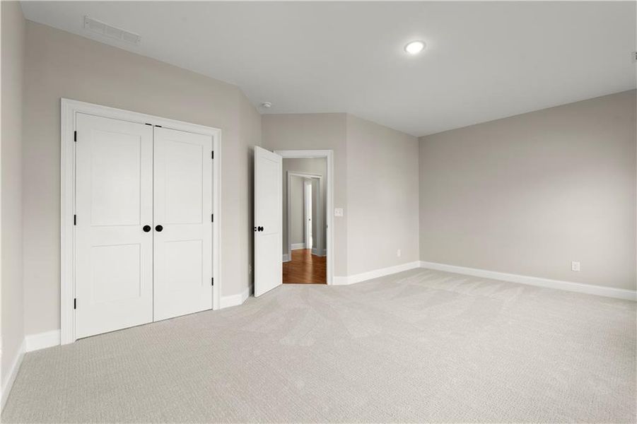 Spacious, unfurnished interior of a new home in , Powder Springs (Image 15). Spacious, unfurnished interior of a new home in , Powder Springs (Image 15).