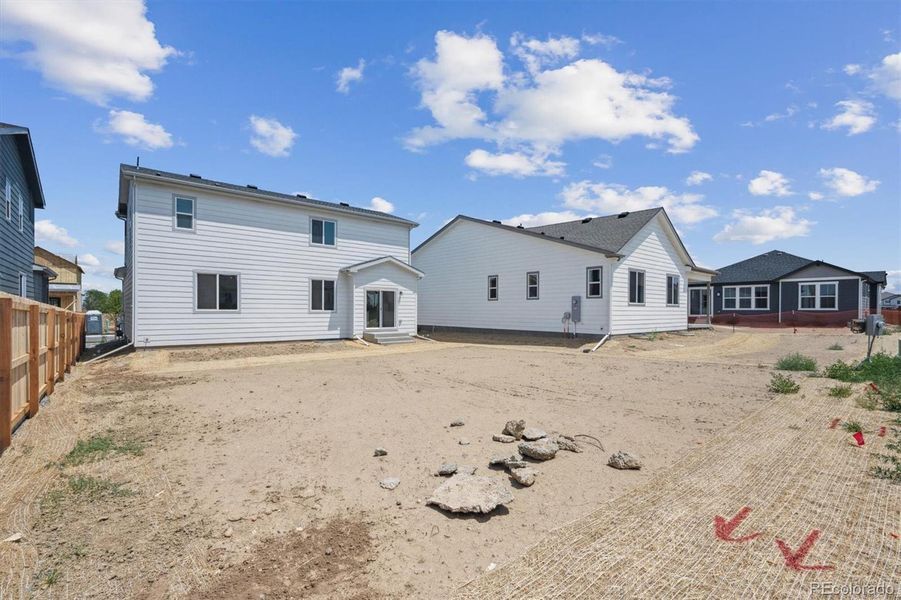 Image 22 of a home in Farmlore.