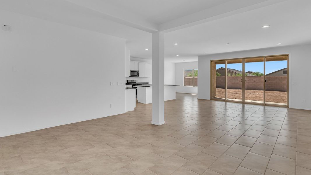 Representative unfurnished interior of a home built from the Pearl by D.R. Horton in Saguaro Bloom, Marana (Image 30).