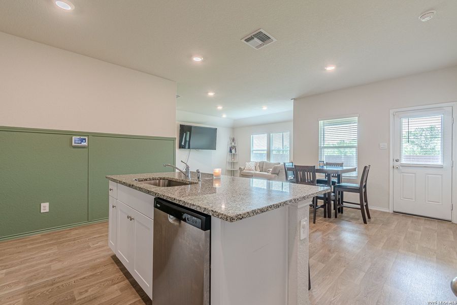 Furnished interior view inside a new home in Arroyo Ranch, Seguin (Image 9).