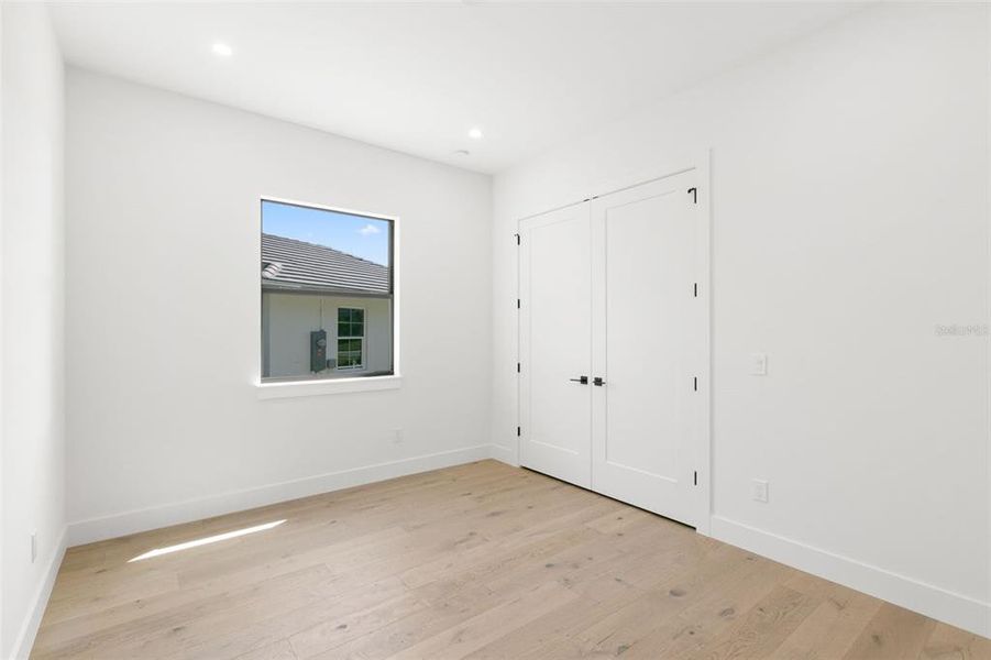 Spacious, unfurnished interior of a new home in , Palmetto (Image 23).