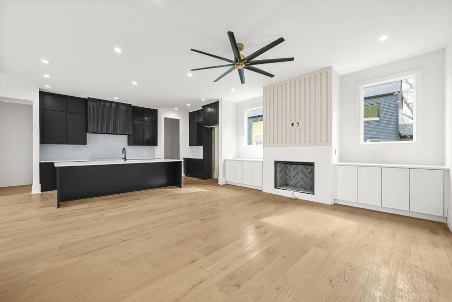 Spacious, unfurnished interior of a new home in , Atlanta (Image 21).