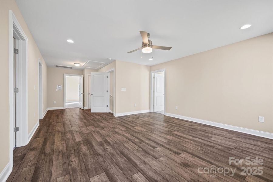 Spacious, unfurnished interior of a new home in , Rock Hill (Image 16).