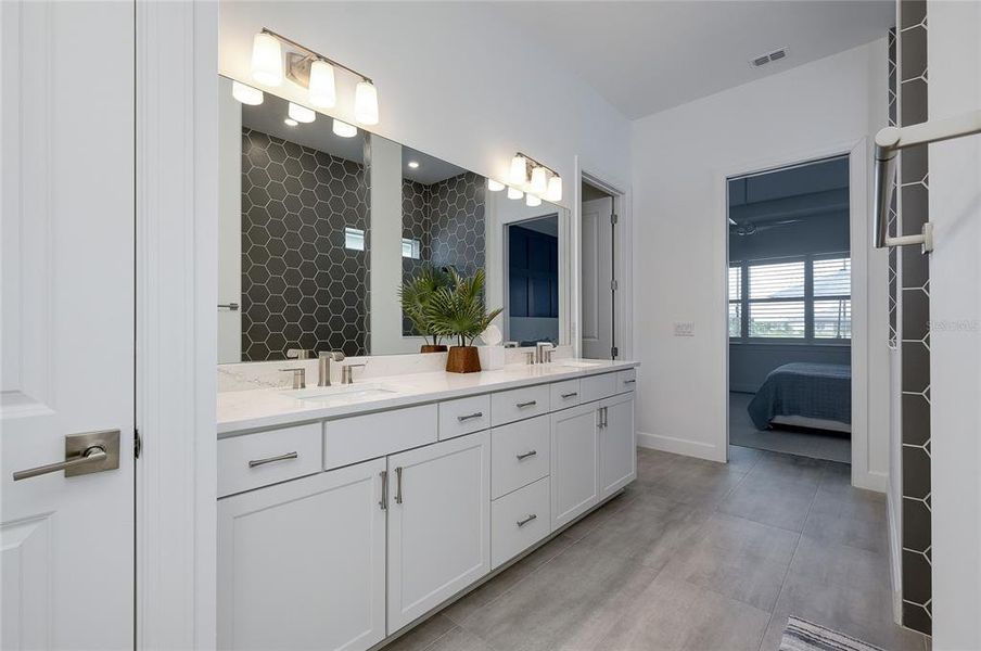 Furnished interior view inside a new home in , Englewood (Image 73).