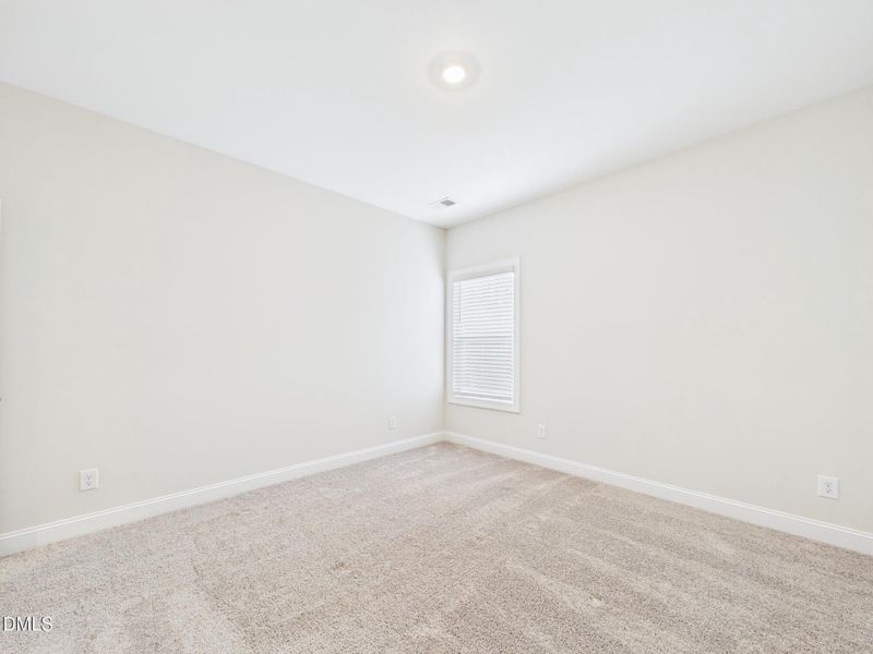 CAM01608G0-PR0122-STILL026