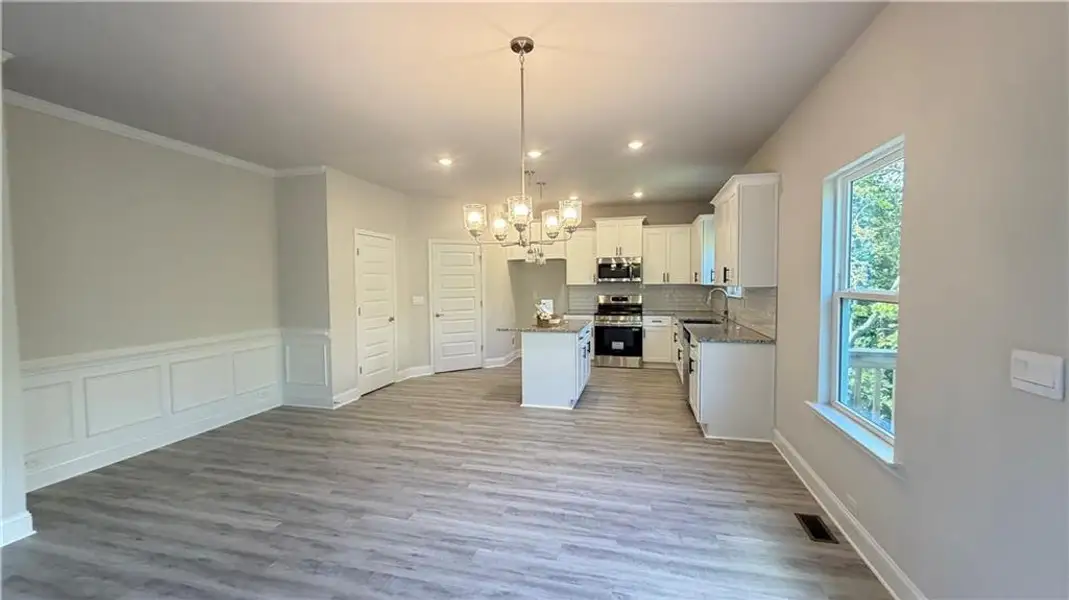 Image 44 of a home in Habersham Meadows.