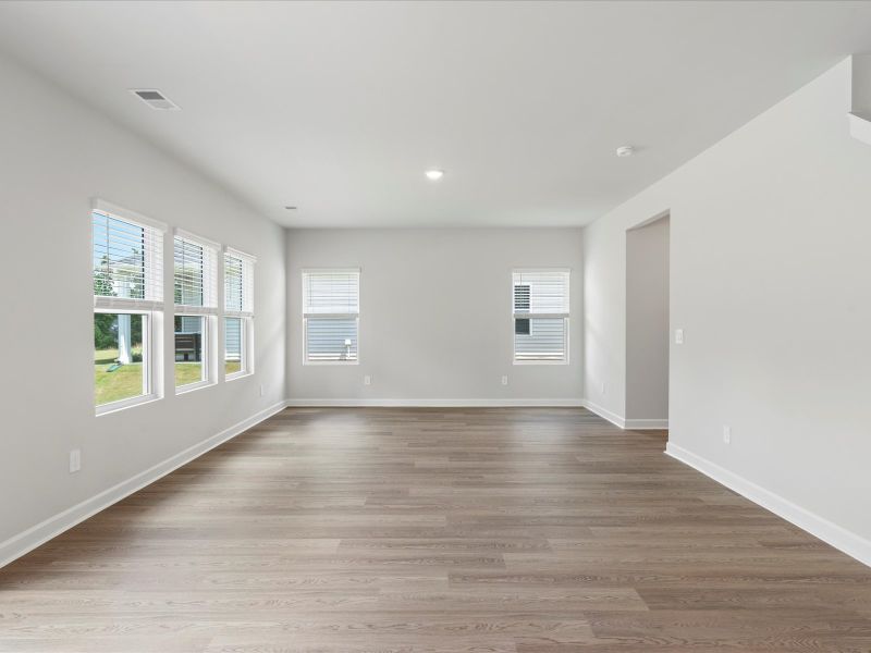 Welcome to the Dakota floorplan at Holland Park.