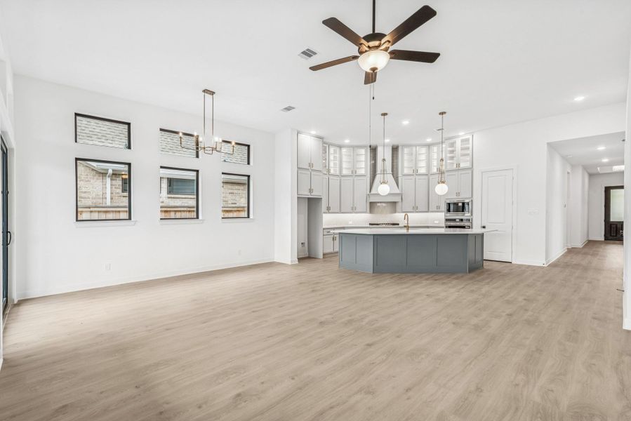 Spacious, unfurnished interior of a new home in Kresston, Magnolia (Image 15). Spacious, unfurnished interior of a new home in Kresston, Magnolia (Image 15).