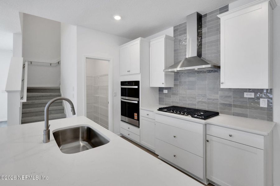 Furnished interior view inside a new home in Jennings Farm, Middleburg (Image 12).
