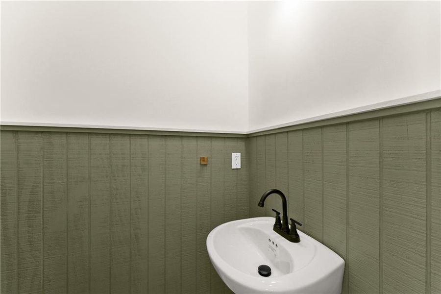 Close-up of interior finishes inside a home in , Clarkesville (Image 14).