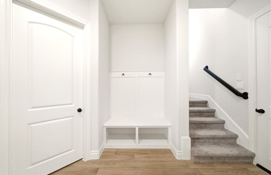 Spacious, unfurnished interior of a new home in Bridgeland 60′, Cypress (Image 38).