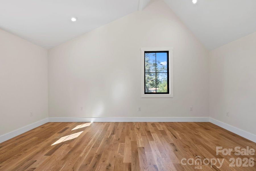 Spacious, unfurnished interior of a new home in , Hendersonville (Image 28).