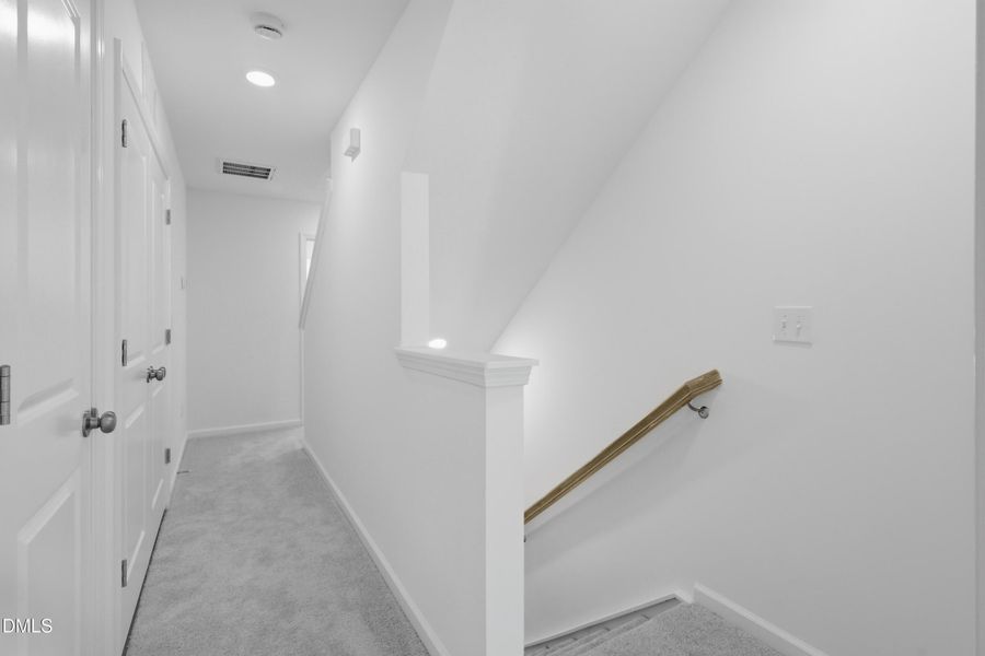 SUN_ElmGrove_Pic_Jackson_QMI_22_Hall_1of