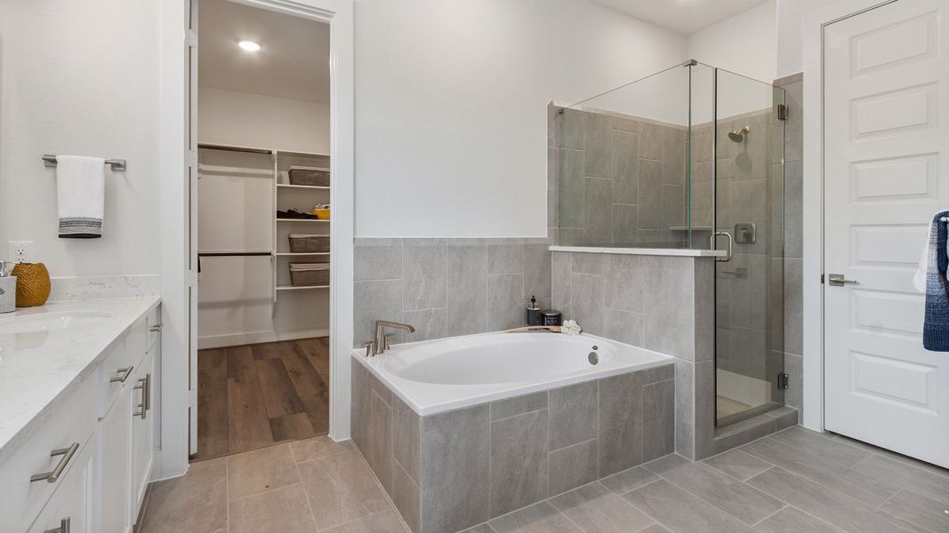 Furnished interior view inside a new home in Shady Acres, Houston (Image 31).