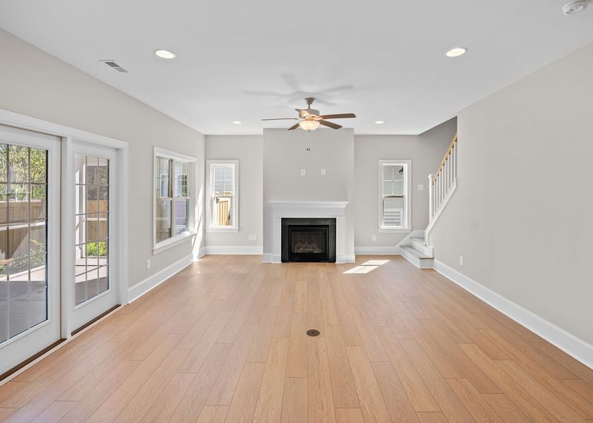 Spacious, unfurnished interior of a new home in Carolina Creek, Hampstead (Image 21).