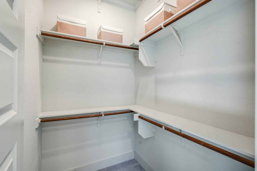 Spacious, unfurnished interior of a new home in Prominence, San Antonio (Image 24).