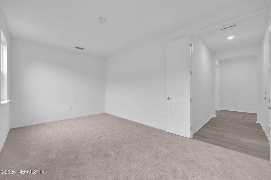 Spacious, unfurnished interior of a new home in Hyland Trail, Green Cove Springs (Image 21). Spacious, unfurnished interior of a new home in Hyland Trail, Green Cove Springs (Image 21).