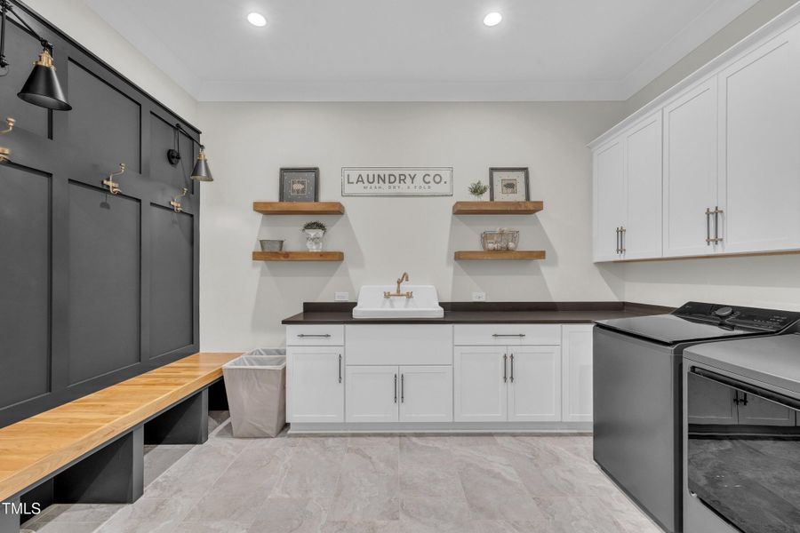 43-1120 Springdale Dr-36