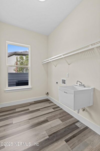 Furnished interior view inside a new home in , Orange Park (Image 13).