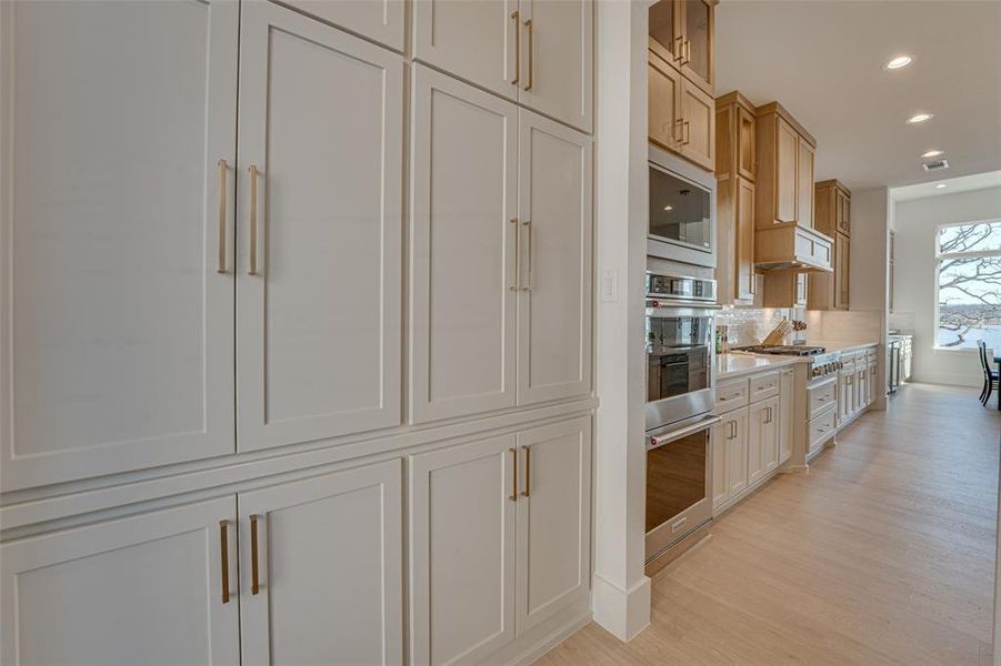 Furnished interior view inside a new home in , Eustace (Image 16).