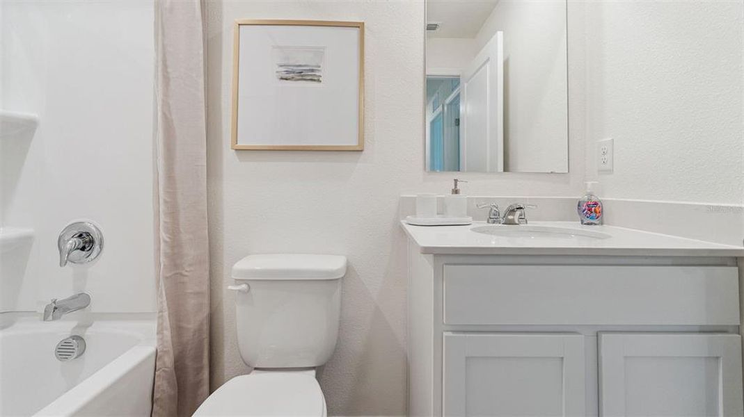 Furnished interior view inside a new home in Evergreen Park, Kissimmee (Image 6).