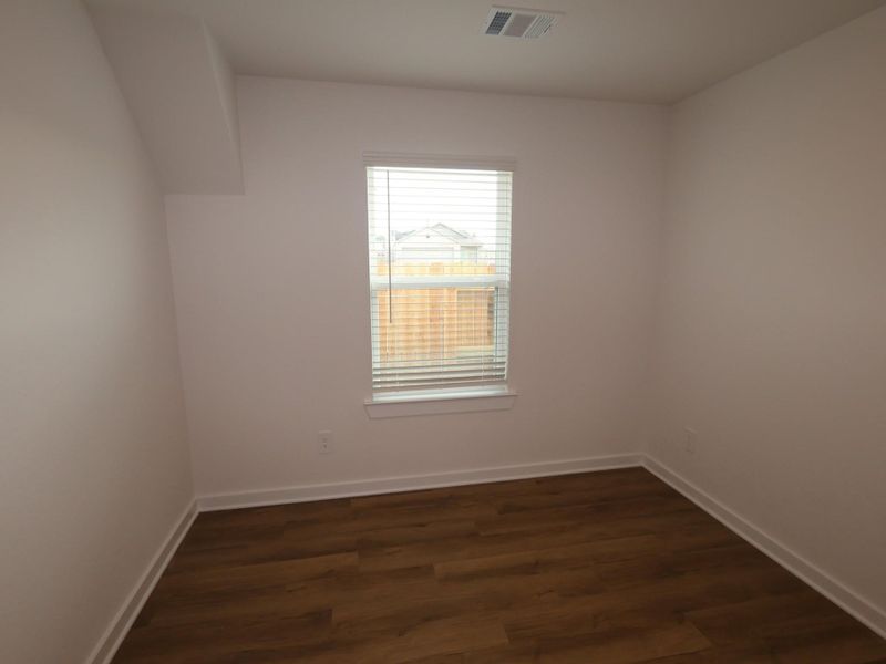 Spacious, unfurnished interior of a new home in Moran Ranch, Willis (Image 13).