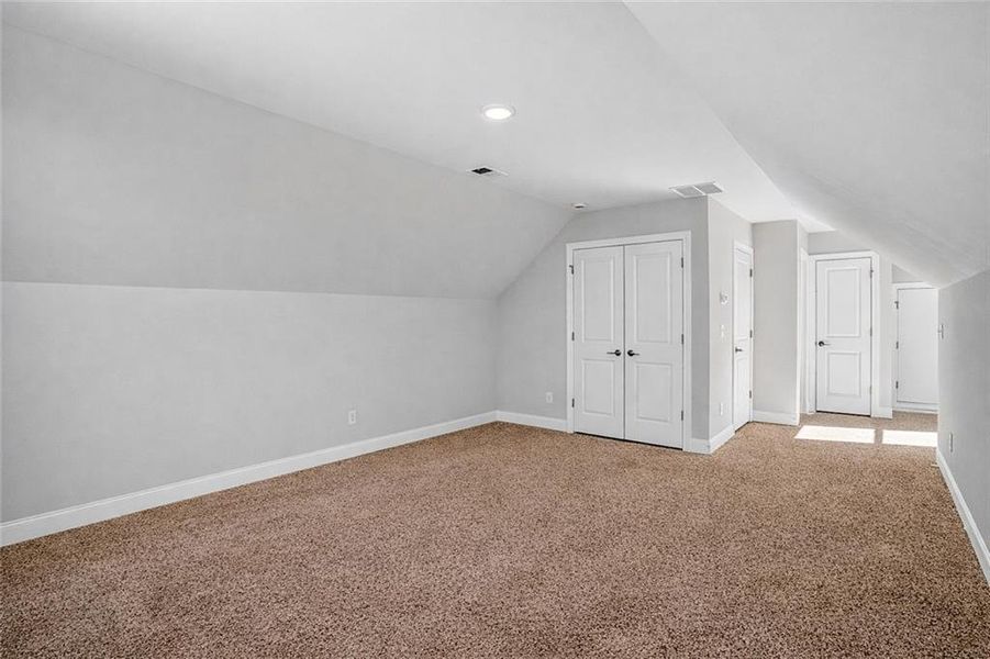 Spacious, unfurnished interior of a new home in Killian Manor at The Adares, Adairsville (Image 13). Spacious, unfurnished interior of a new home in Killian Manor at The Adares, Adairsville (Image 13).