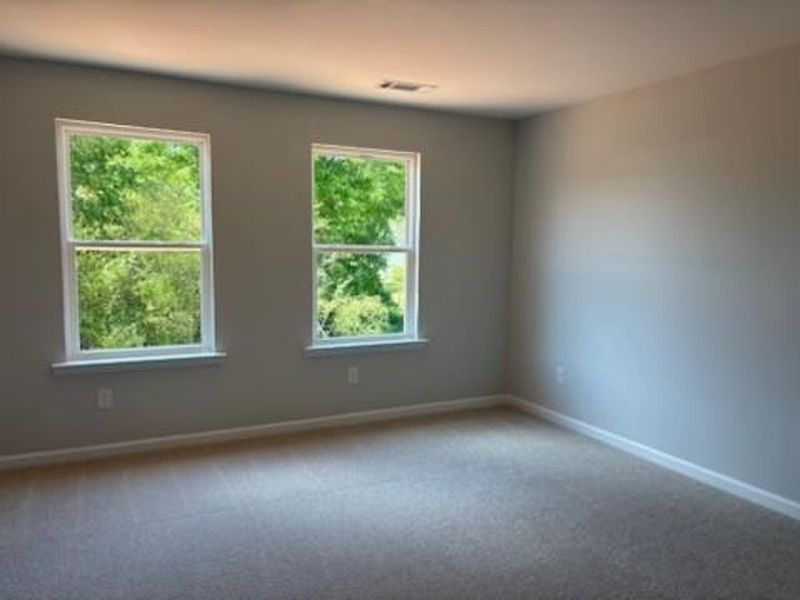 Spacious, unfurnished interior of a new home in Cedar Farms, Winder (Image 14).