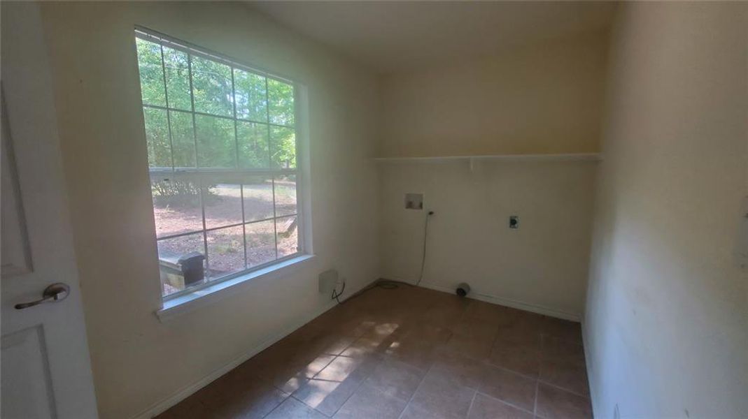 Image 13 of a home in . Image 13 of a home in .