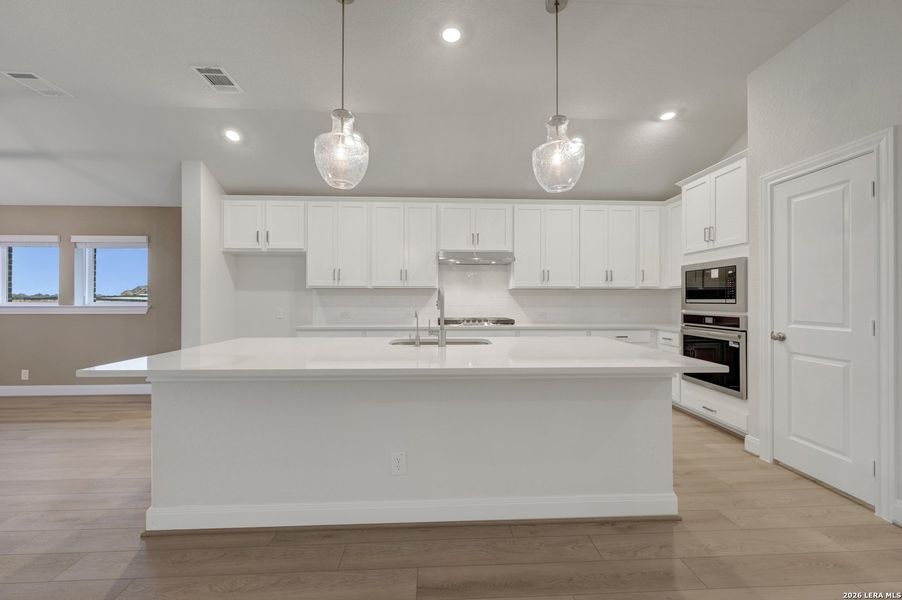 Furnished interior view inside a new home in Meyer Ranch – Legacy Series, New Braunfels (Image 9).