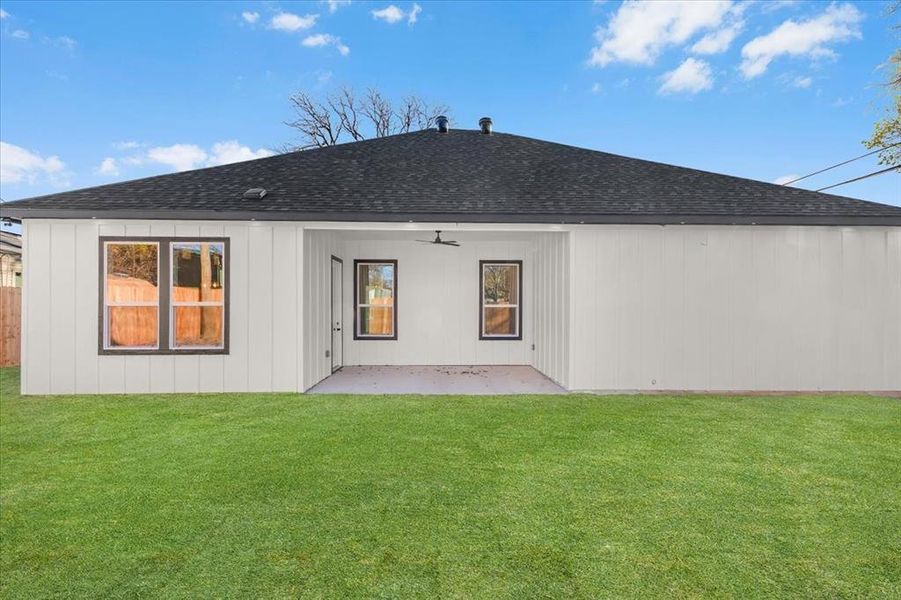 Exterior details and patio area of a home in , Fort Worth (Image 4).